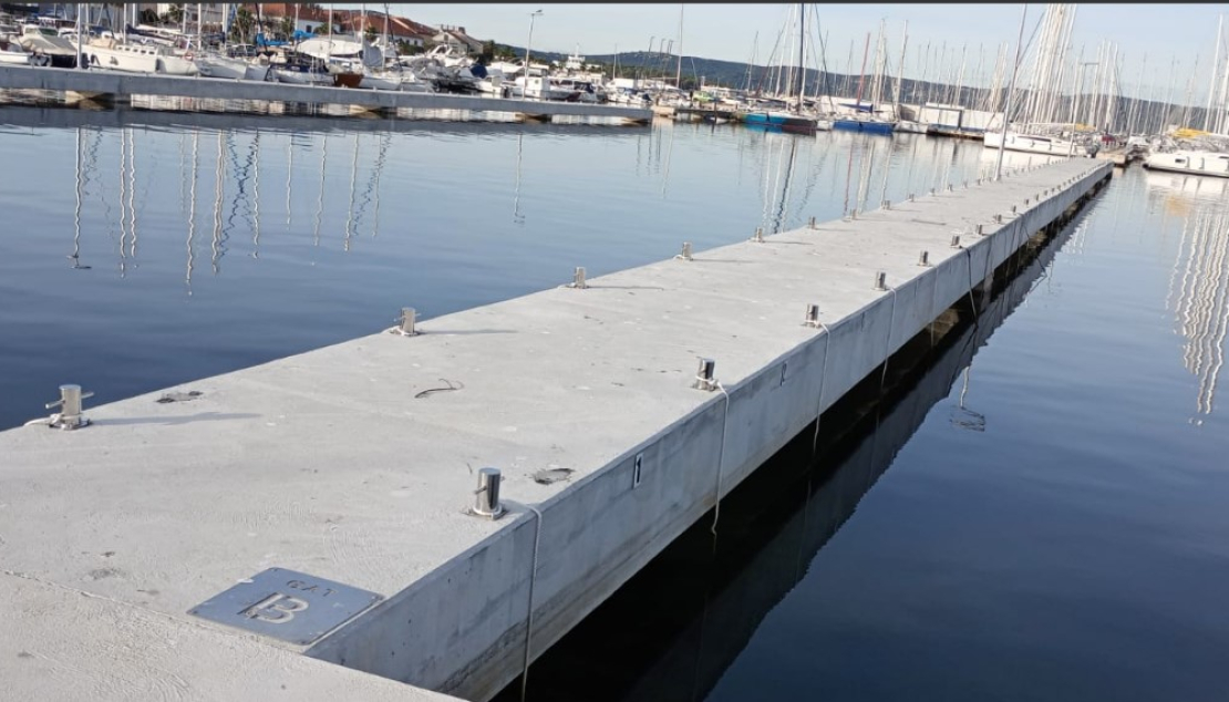 Sanacija gatova i rekonstrukcija obalnog pojasa u luci Biograd-lučki bazen Jaz